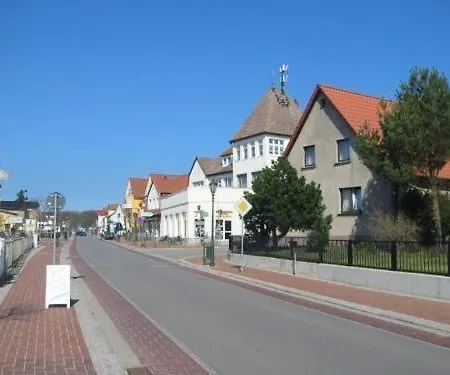 Am Buchenhain In